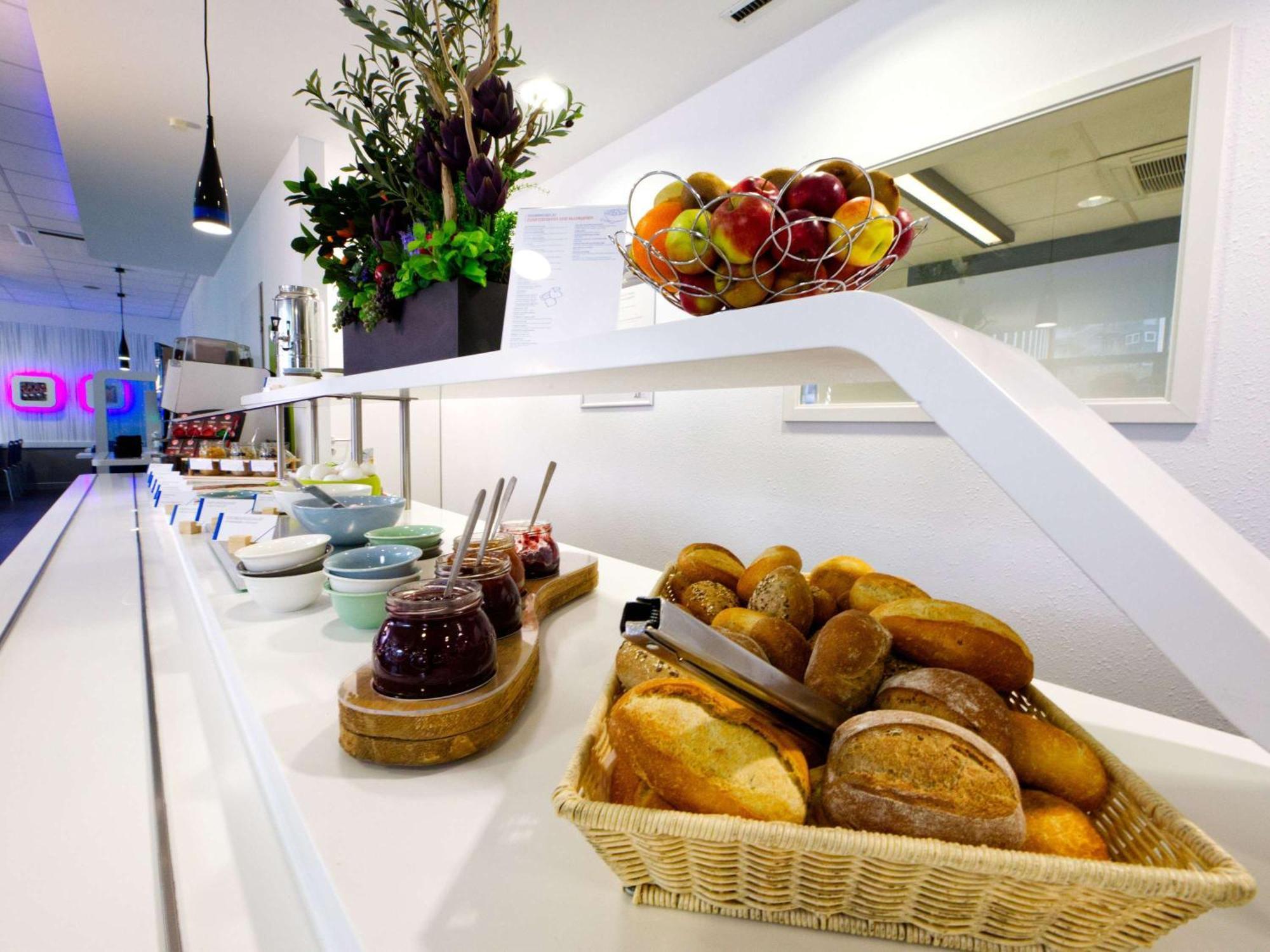 Ibis Budget Koeln Messe Екстер'єр фото